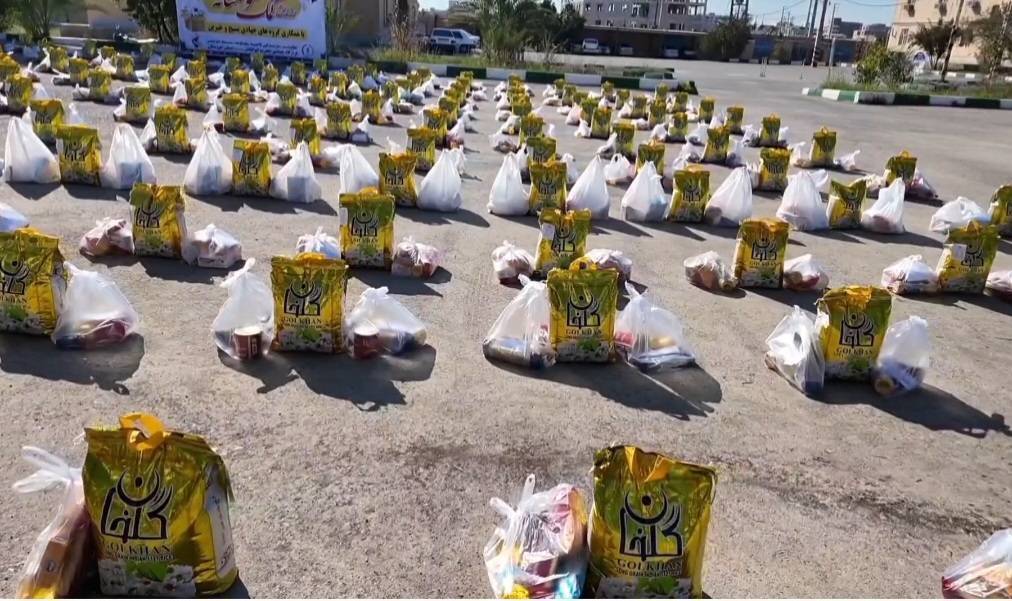 توزیع ۶۰۰ بسته معیشتی میان خانوادههای مددجو در شوشتر