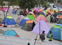 استقرار بیش از ۷۰۰ چادر برای اسکان مهمانان نوروزی در اهواز