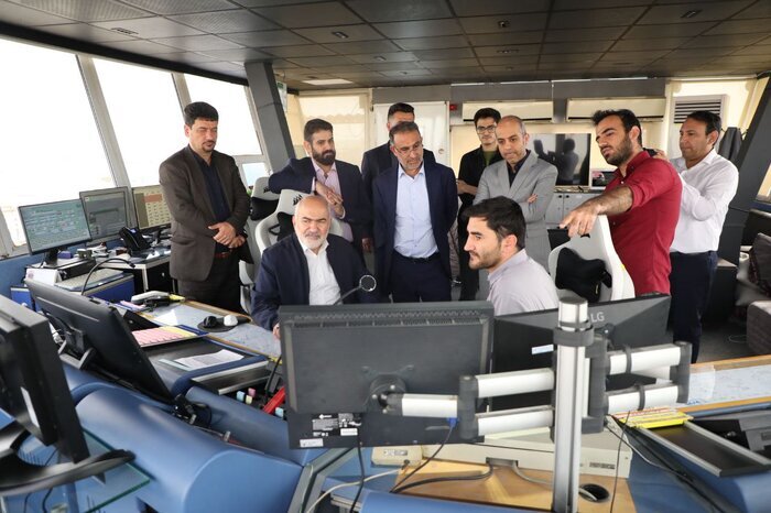 بازدید استاندار خوزستان از مراکز خدماترسان به مسافران نوروزی