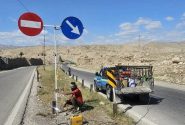 نصب علائم جداکننده در محور اندیمشک -پل زال