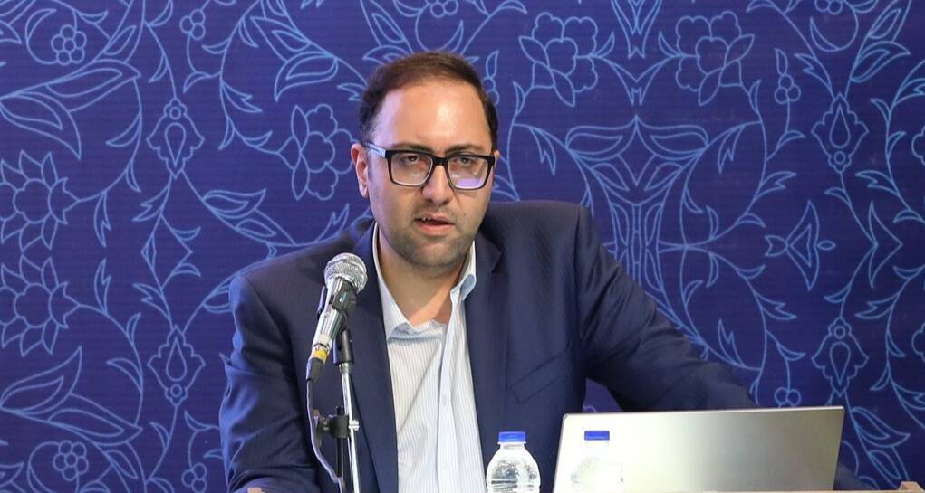 کاروران برق همزمان با شروع فصل تابستان آغاز به کار میکنند