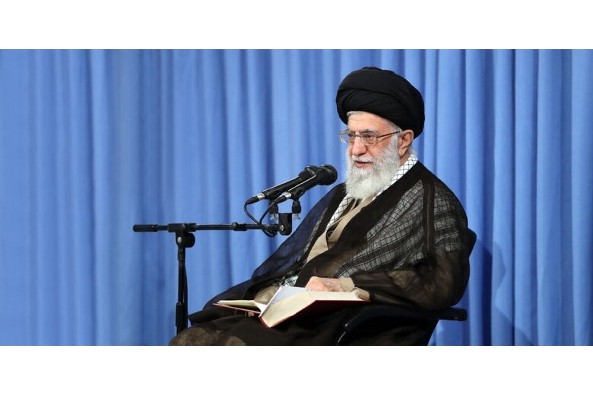 پیام رهبر انقلاب اسلامی به همایش یکصدمین سالگشت بازتأسیس حوزه علمیه قم