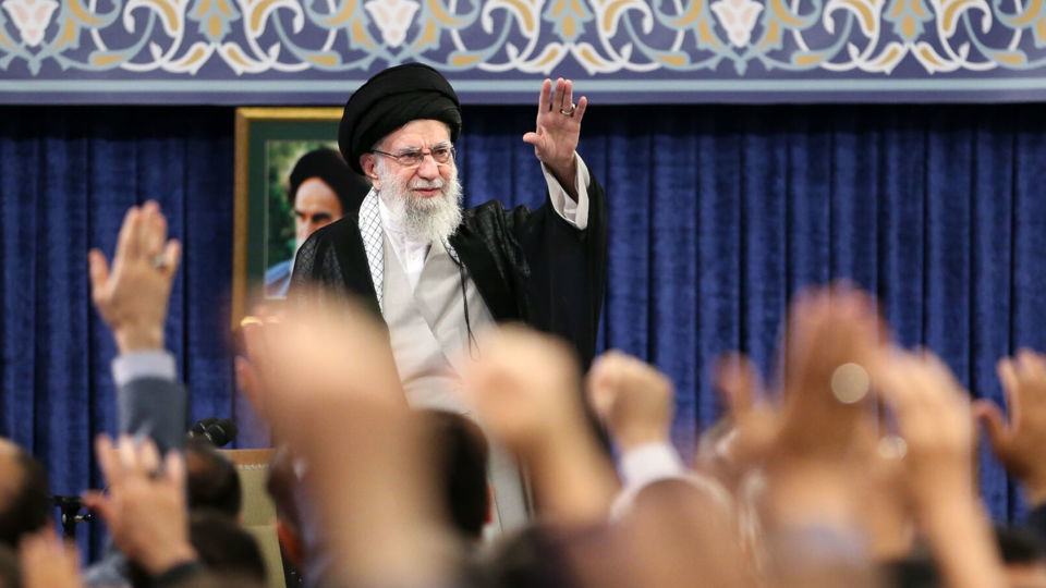 رهبر انقلاب: آمریکاییها سعی کنند یاوهگویی نکنند