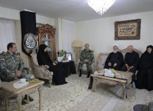 فرمانده کل ارتش: خون پاک شهدا، شکست را به دشمن تحمیل کرد