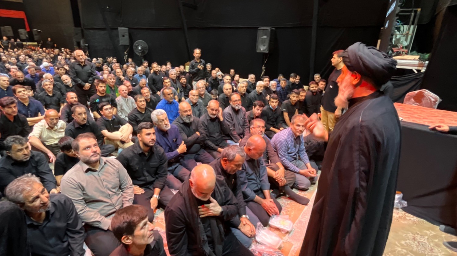 امام جمعه اهواز؛ واقعه عاشورا به ما آموخت سازش و تسلیم جایی در مکتب اهلبیت (ع) ندارد