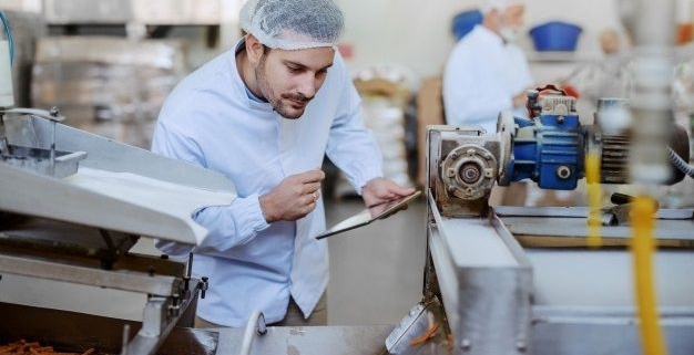 افزایش بازدیدهای نظارتی از واحدهای صنایع تولیدی خوراکی و آشامیدنی در خوزستان