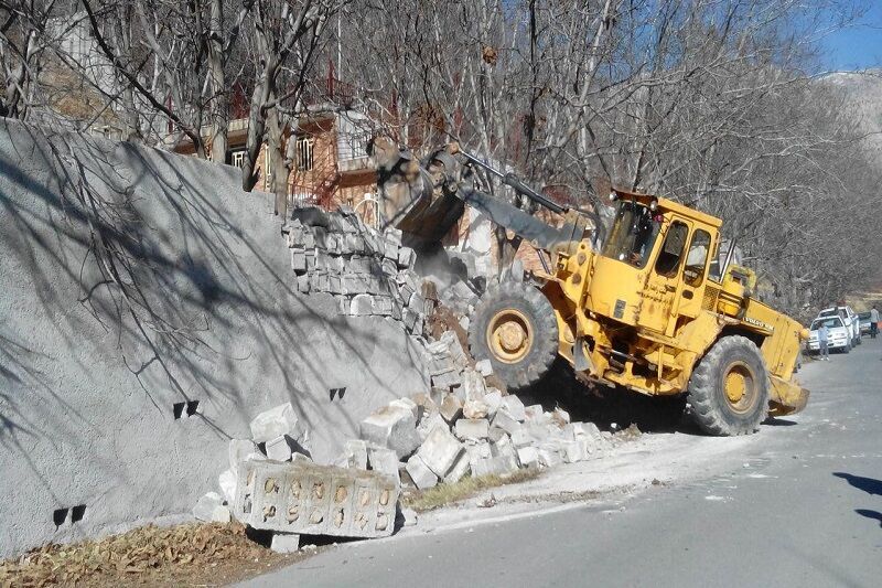 شناسایی ۱۸۶ تخلف ساخت‌وساز در حریم راه‌های خوزستان