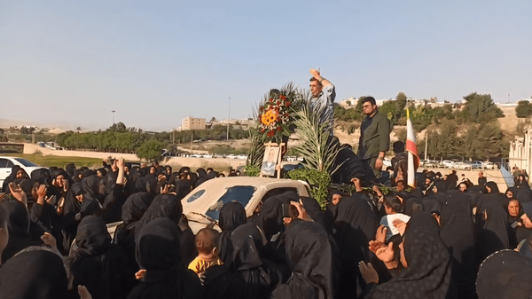 تشییع پیکر شهید فتحالله بناری در باغملک